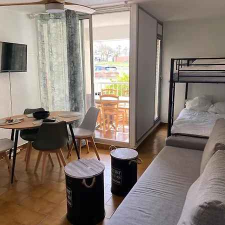 4 Personnes Avec Clim, Piscine Au Cap D Au Pied Du Port Et 5 Mn A Pied De La Du Mole Apartmán