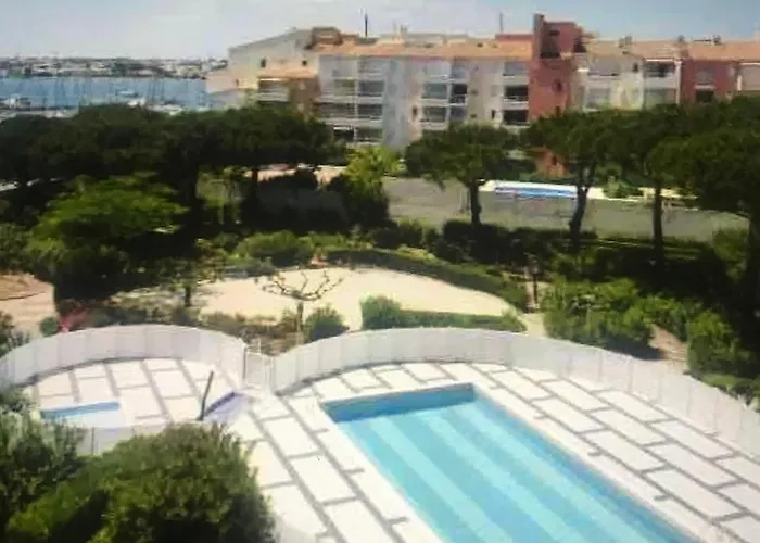 4 Personnes Avec Piscine Au Cap D Au Pied Du Port Et 5 Mn à Pied De La Du Môle Appartement